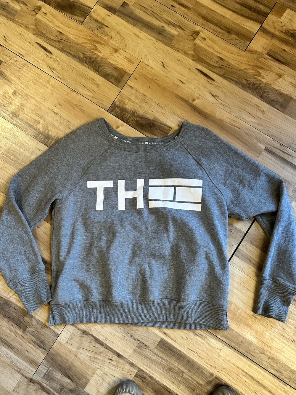Tommy Hilfiger Gray Crewneck Sweatshirt